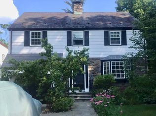 70 Fernwood Rd, Larchmont, NY 10538