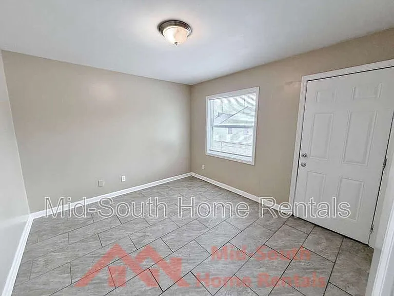 940 J W Williams Ln #6 — Photo 7