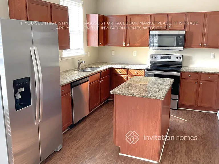 469 Village Broad St — Photo 4