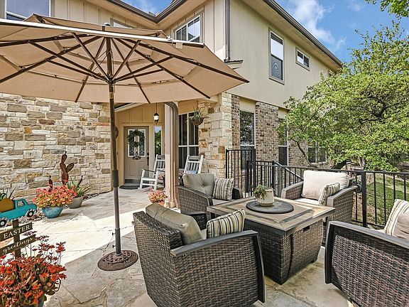 2nd image of 7404 Little Oak Cir