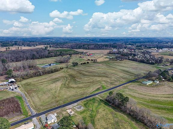 2nd image of Davis Rd