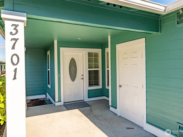 3701 Portage Lane, Anacortes, WA 98221