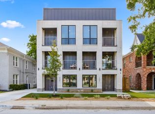 3226 S University Dr, Fort Worth, TX 76109