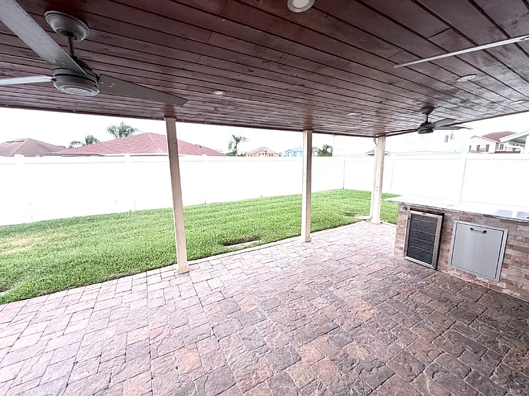 3227 Ogden Dr — Photo 19