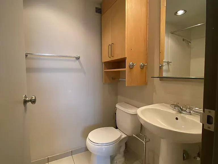 111 SW Harrison St #7G — Photo 10