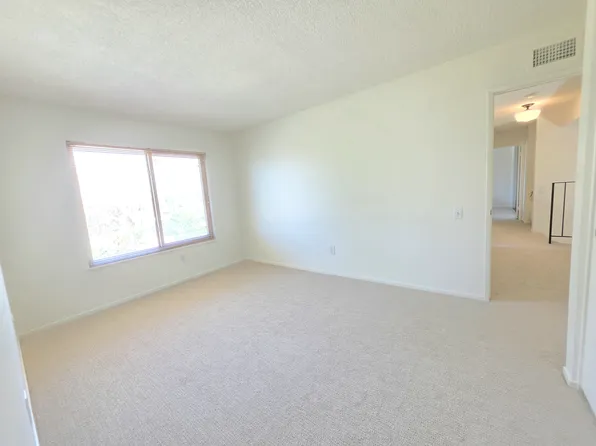 (undisclosed Address), Corona, CA 92882
