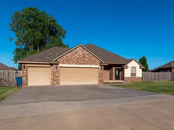 2218 Brahman Cir, Newcastle, OK 73065