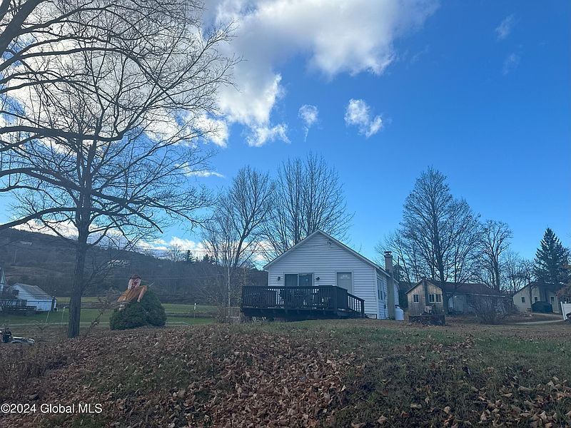 2nd image of 552 Alyssa Way