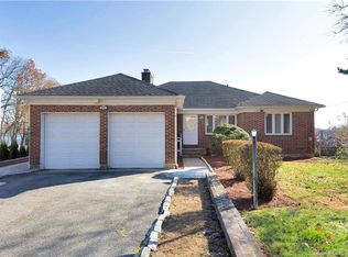 192 Frenchtown Rd, Bridgeport, CT 06606