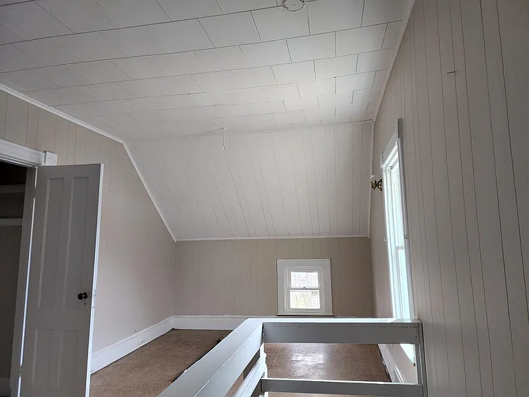 130 Perkins Ave #1 — Photo 9
