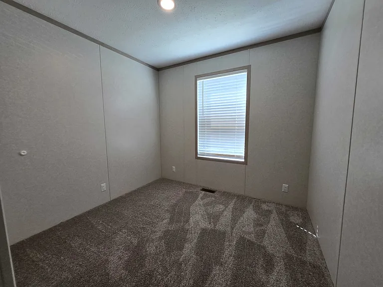 29800 Guilford Cir #282 — Photo 12