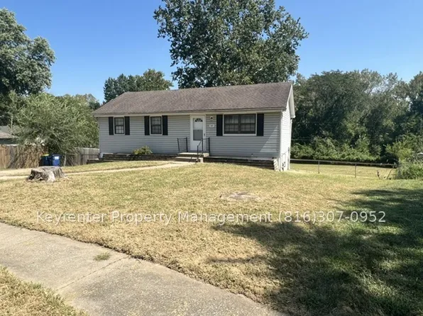187 Lee Dr, Liberty, MO 64068