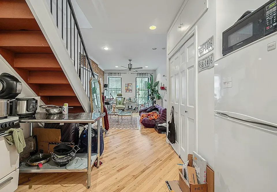 120 Orchard St #11