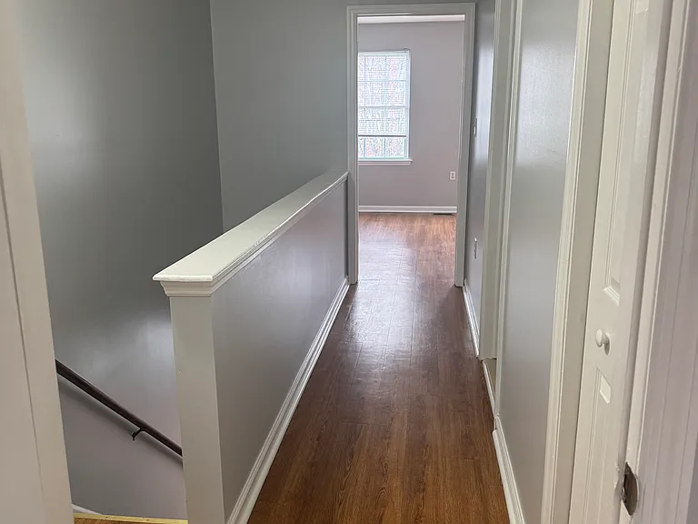 52 Boyd St — Photo 6