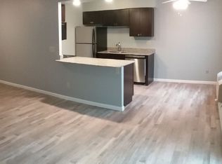 5300 Vernon Ave S APT 310, Edina, MN 55436