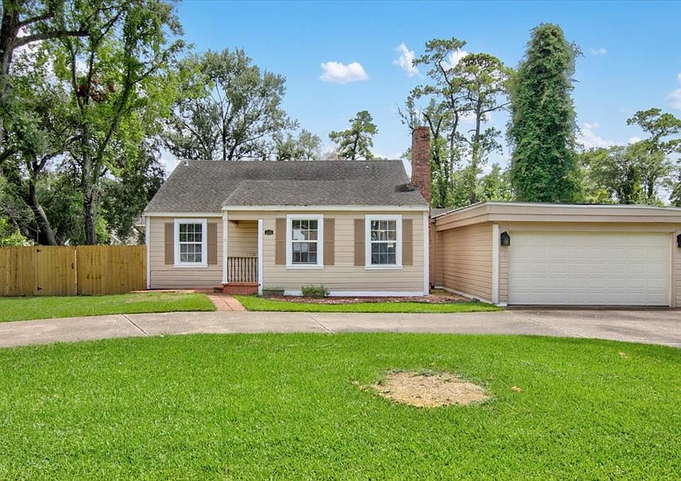 2435 Louisiana St, Beaumont, TX 77702 Zillow