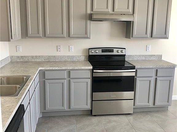 2nd image of 1016 Chanler Dr