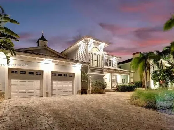 952 Lincoln St, Hollywood, FL 33019