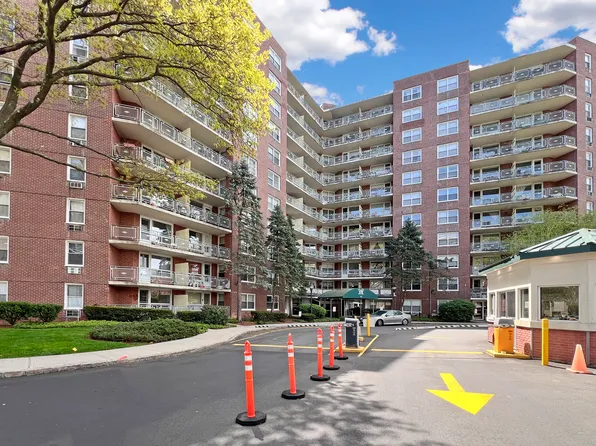 71 Strawberry Hill Avenue APT 503, Stamford, CT 06902