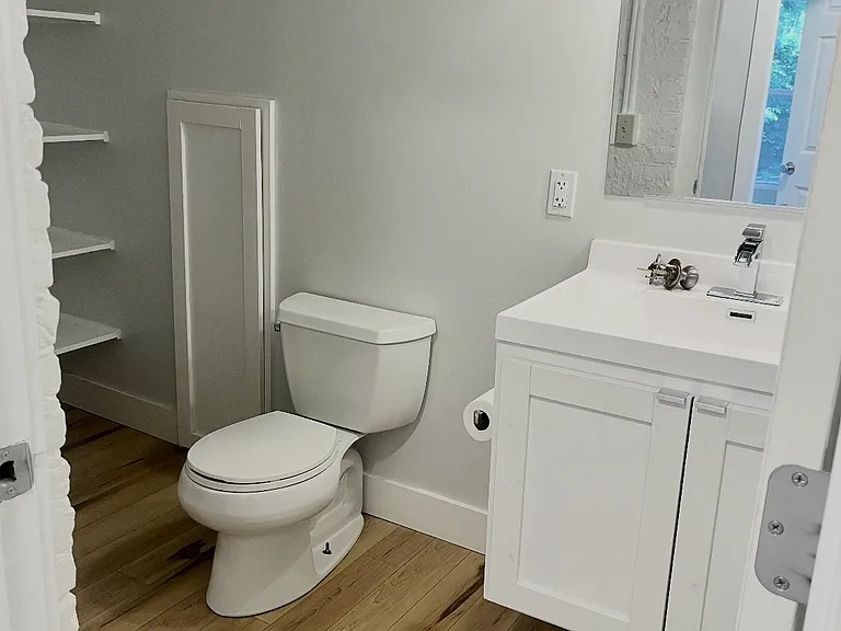 230 Brook St — Photo 7