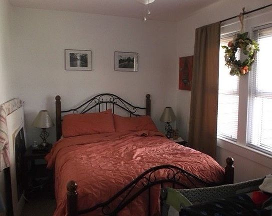 5th image of 851 Roosevelt St