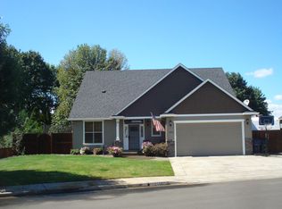 1294 S 40th Pl, Springfield, OR 97478