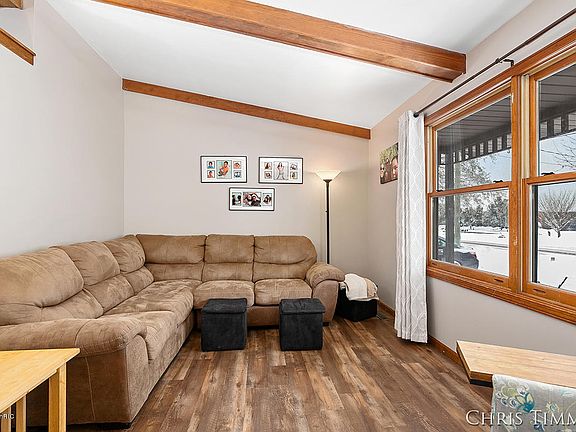 5th image of 2536 112th Ave