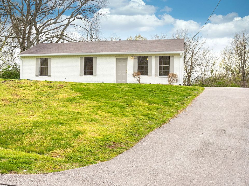 1st image of 329 Ash Dr