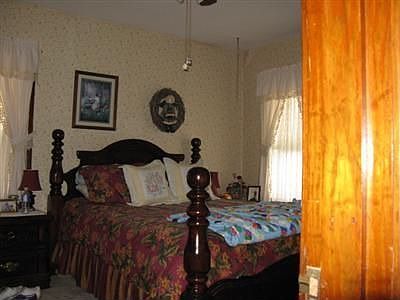 5th image of 2839 Grace Ave