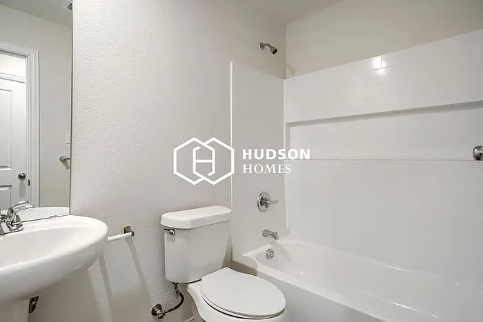 609 Sherman St — Photo 14