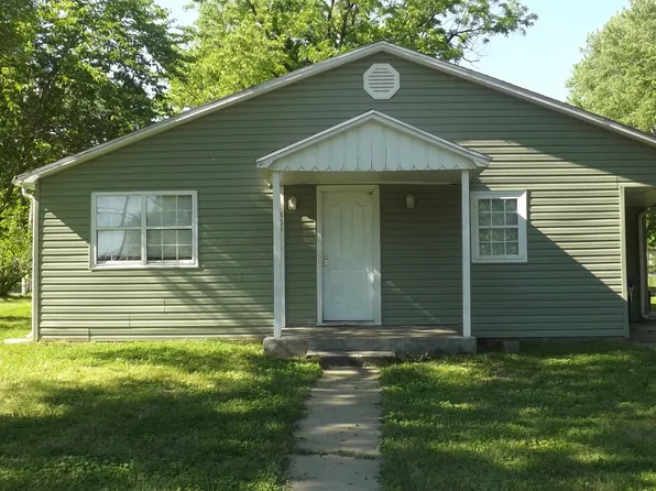 701 Locust St, Carl Junction, MO 64834
