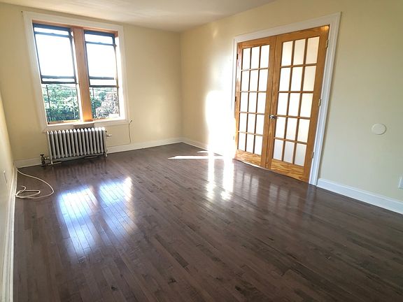 4th image of 1012 Ocean Ave #E6
