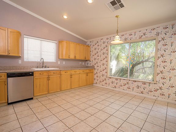 4th image of 7809 Indian Cloud Ave
