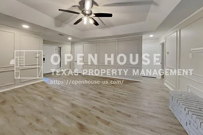 4819 Gaylewood Ct — Photo 4