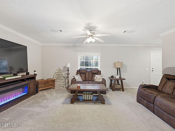 4th image of 102 LAKE SHORE Lane