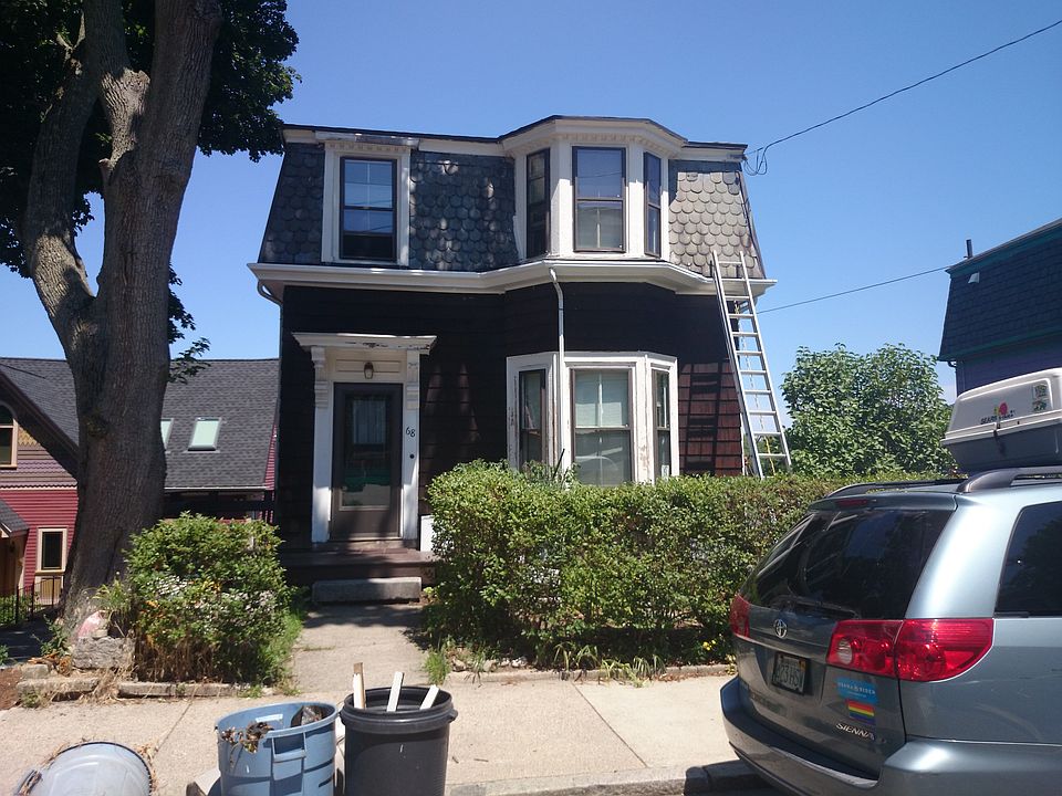 2nd image of 68 Sheridan St