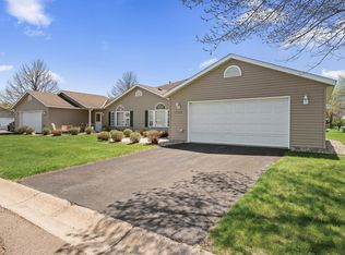 5588 Kalland Ave NE, Albertville, MN 55301