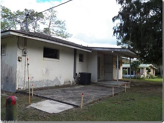 2nd image of 366 Bottlebrush Ave