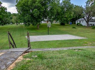 W 4th North St, Morristown, TN 37814
