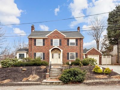 368 W Roxbury Pkwy, West Roxbury, MA, 02132