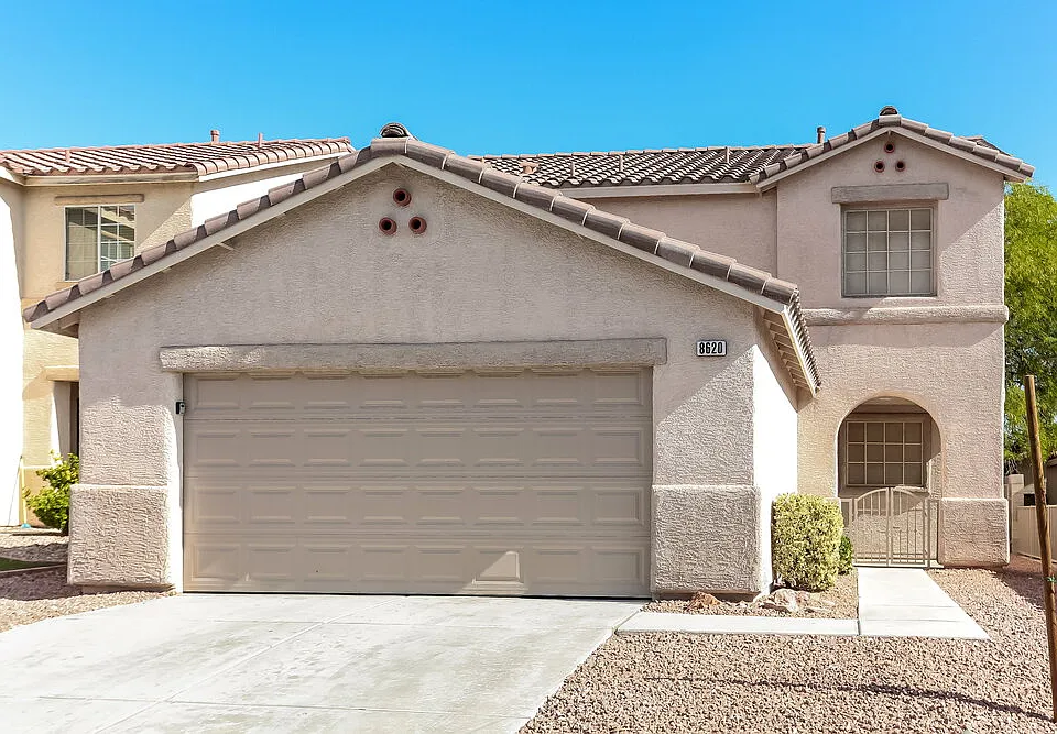 8620 Hidden Pines Ave