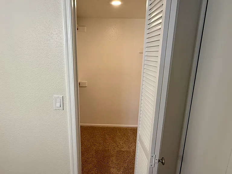 10610 S 48th St #2096 — Photo 19