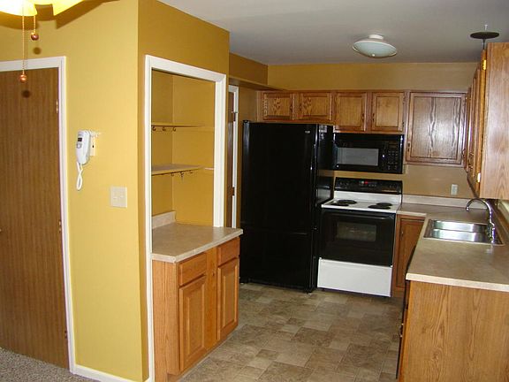 4th image of 277 Heatherwood Dr