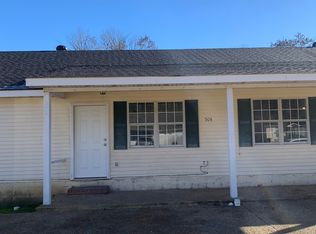 504 Johnson St #A, Bolivar, TN 38008