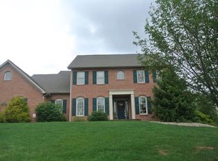 144 Erin Dr, Danville, PA 17821