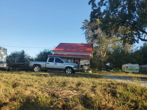 46 Otha Rd, Summertown, TN 38483