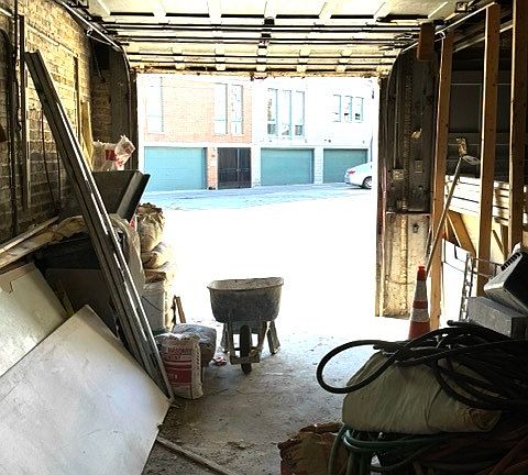 3rd image of 2742 N Kenmore Ave