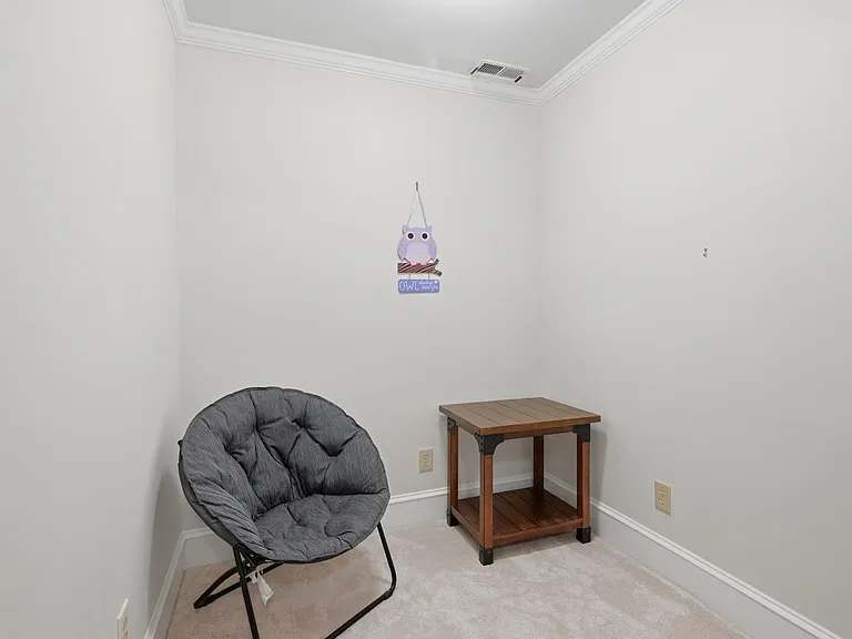 7514 Wellesley Park S — Photo 29