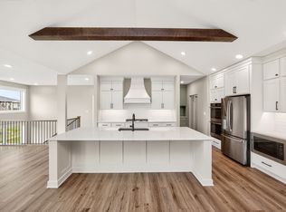 4640 Centennial Blvd, Urbandale, IA 50323