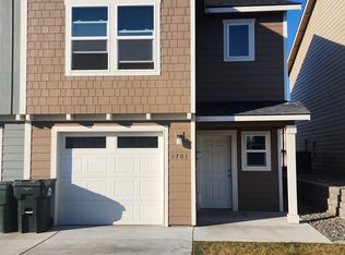 1701 NE 8th St, Hermiston, OR 97838